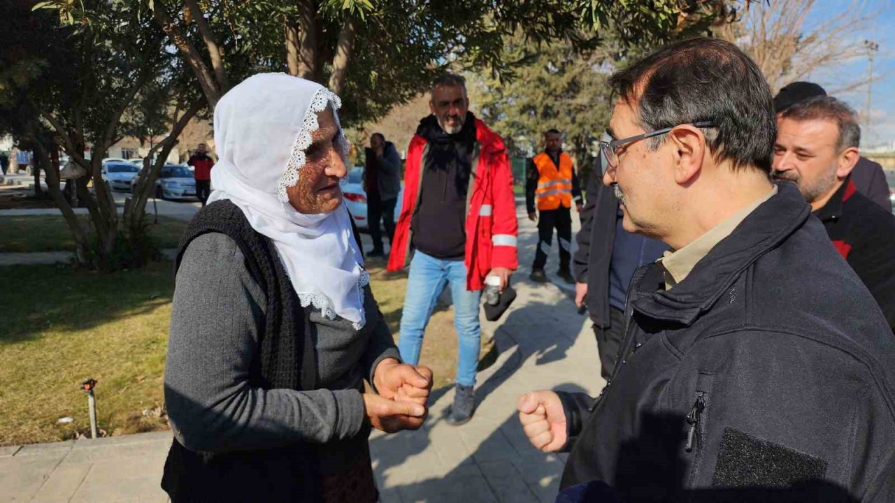 Bakan Dönmez, "Hem çalışanlarımız hem de bölge insanı 2 bin konteynerlik kent planlanıyor’