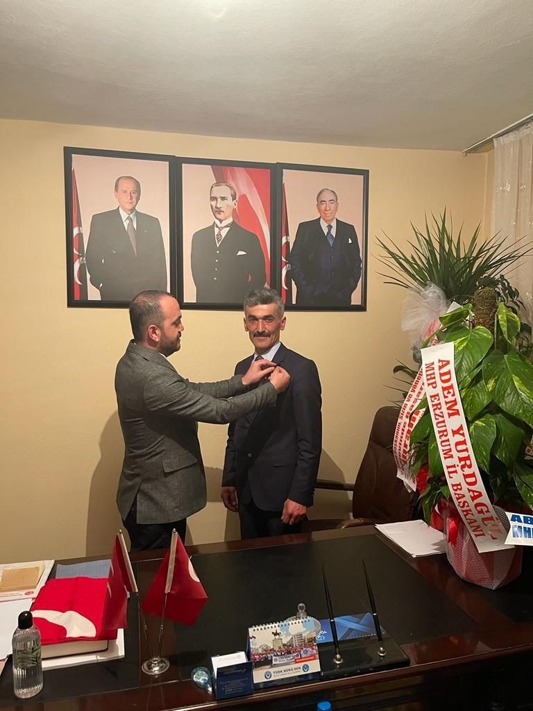 Oltu’da MHP’ye iki meclis üyesi