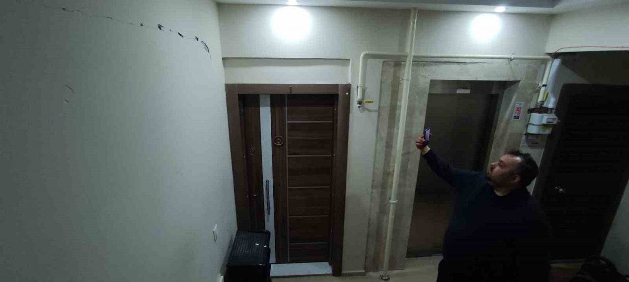 Sürekli istenilen bağış nedeniyle sektörü bırakan müteahhidin hiçbir binası yıkılmadı