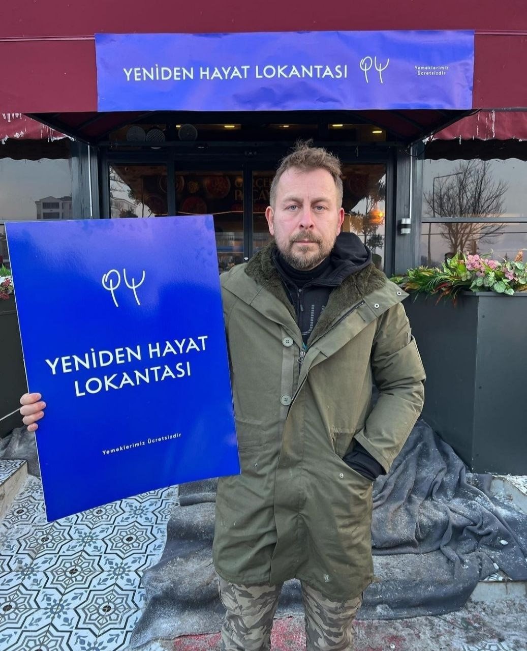 Ünlü şef Ömür Akkor’dan Elbistan’da depremzedeler için ücretsiz lokanta