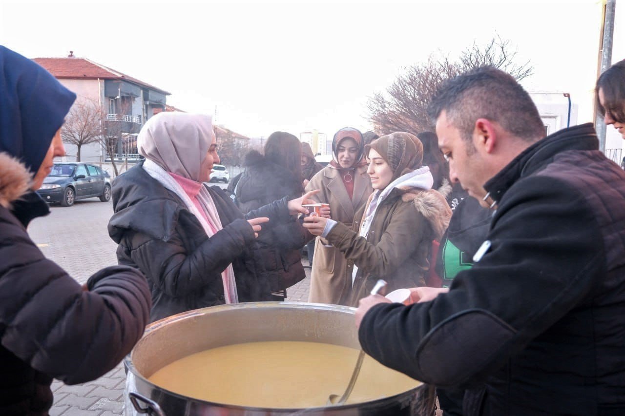 Sorgun’da öğrencilere sıcak çorba ikramı