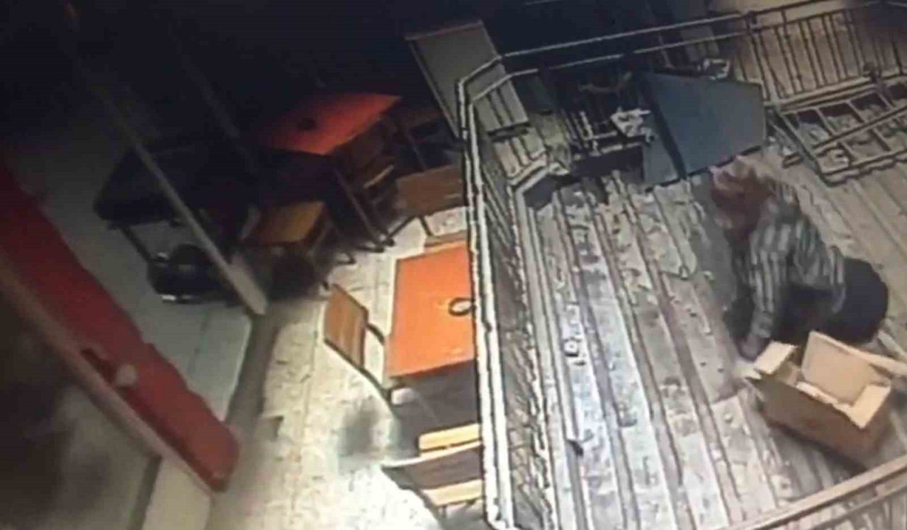 Metrelerce yükseklikten düşen kadının beli kırıldı