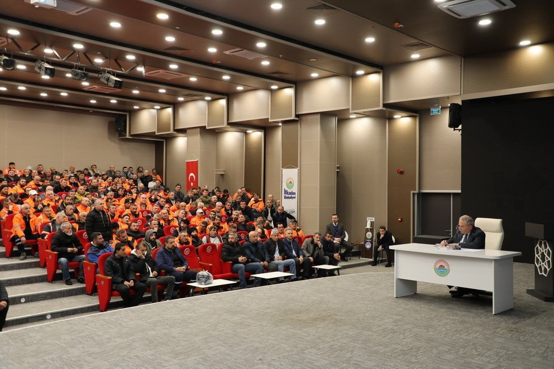 Başkan Demirtaş: “Çöp toplama saatlerine uymayanlara ceza uygulayacağız”