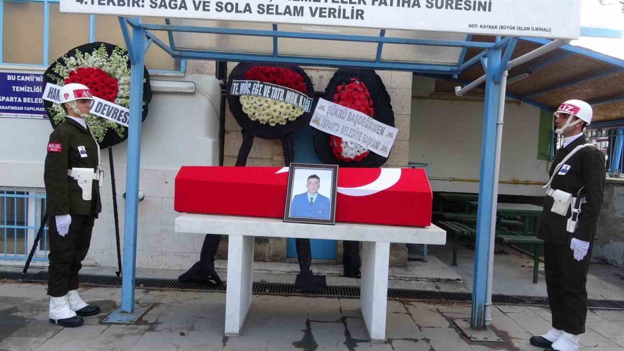 Kazada hayatını kaybeden astsubay çavuş Isparta’da toprağa verildi