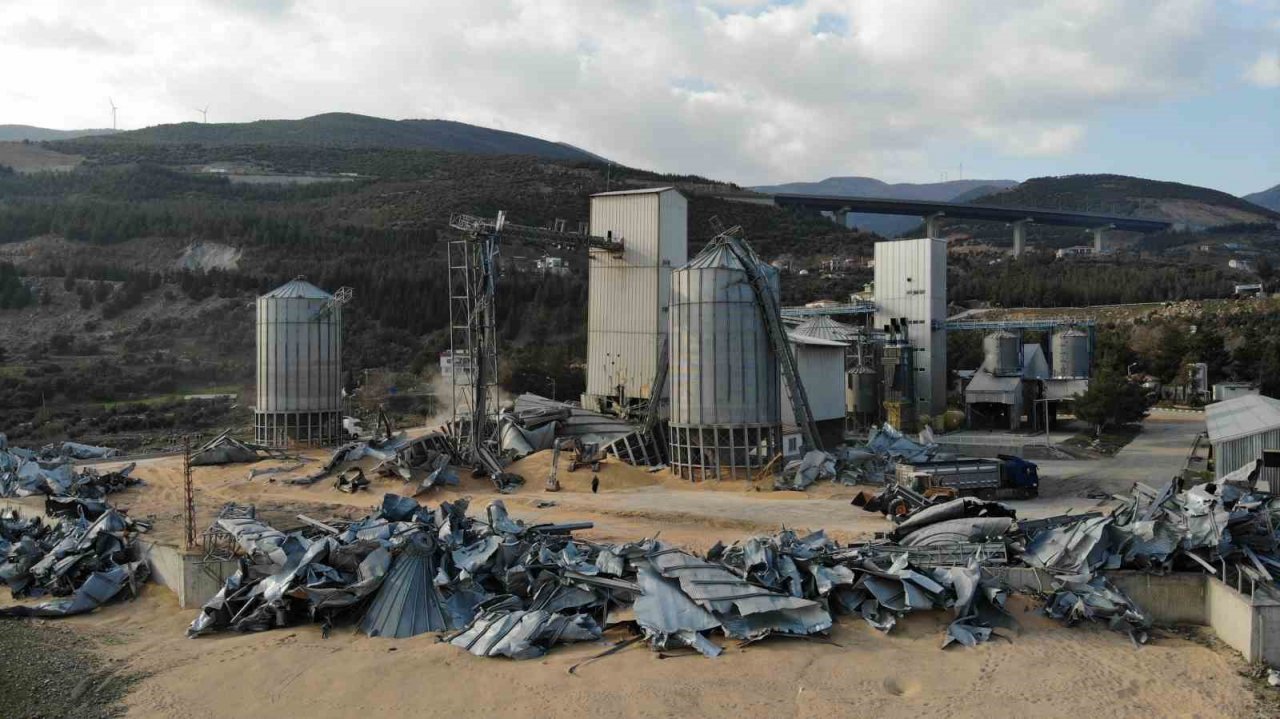 Asrın felakati dev siloları yerle bir etti