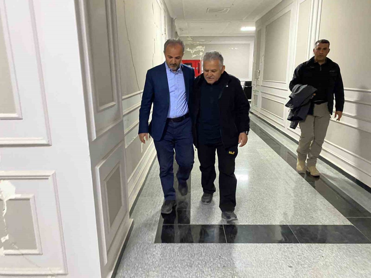 Büyükkılıç, Adıyaman’a destek ziyaretine bulundu, Bakan Karaismailoğlu ile görüştü