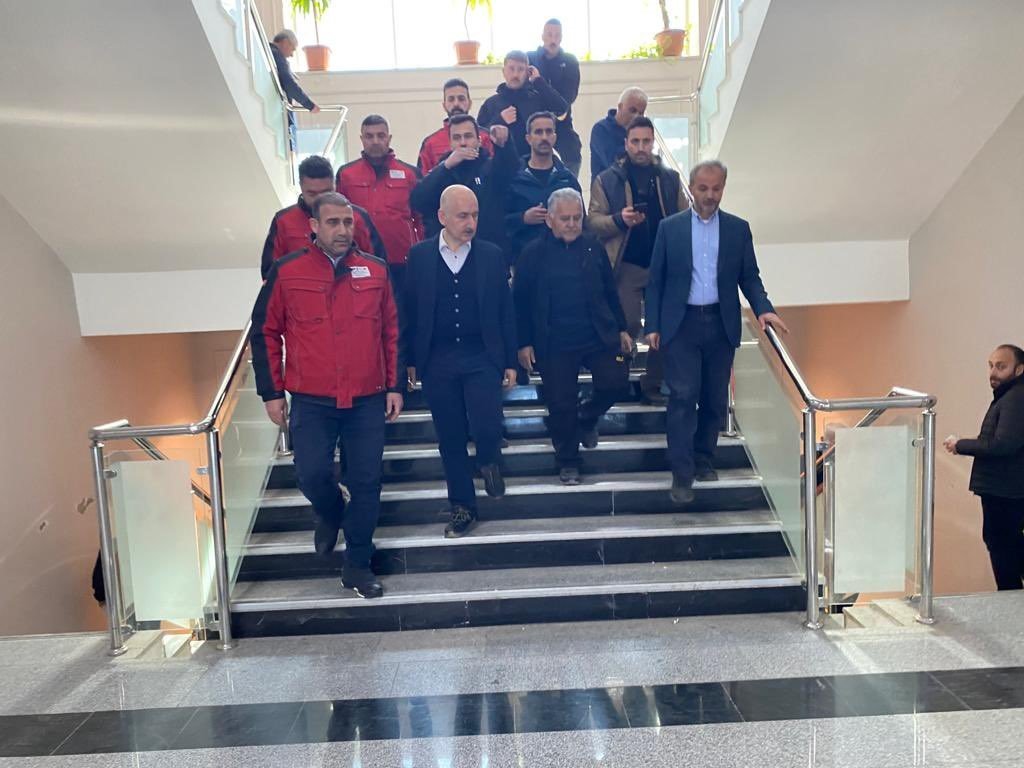 Büyükkılıç, Adıyaman’a destek ziyaretine bulundu, Bakan Karaismailoğlu ile görüştü