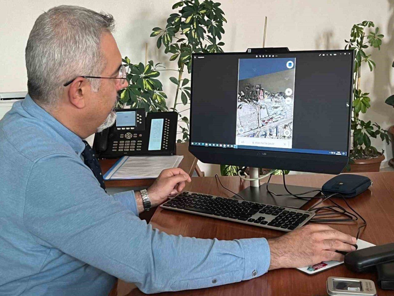 NEVÜ Rektör Yardımcısı Prof. Dr. Akın: “Binaların hem yapısal hem de zemin şartları açısından uygun olması gerekiyor”