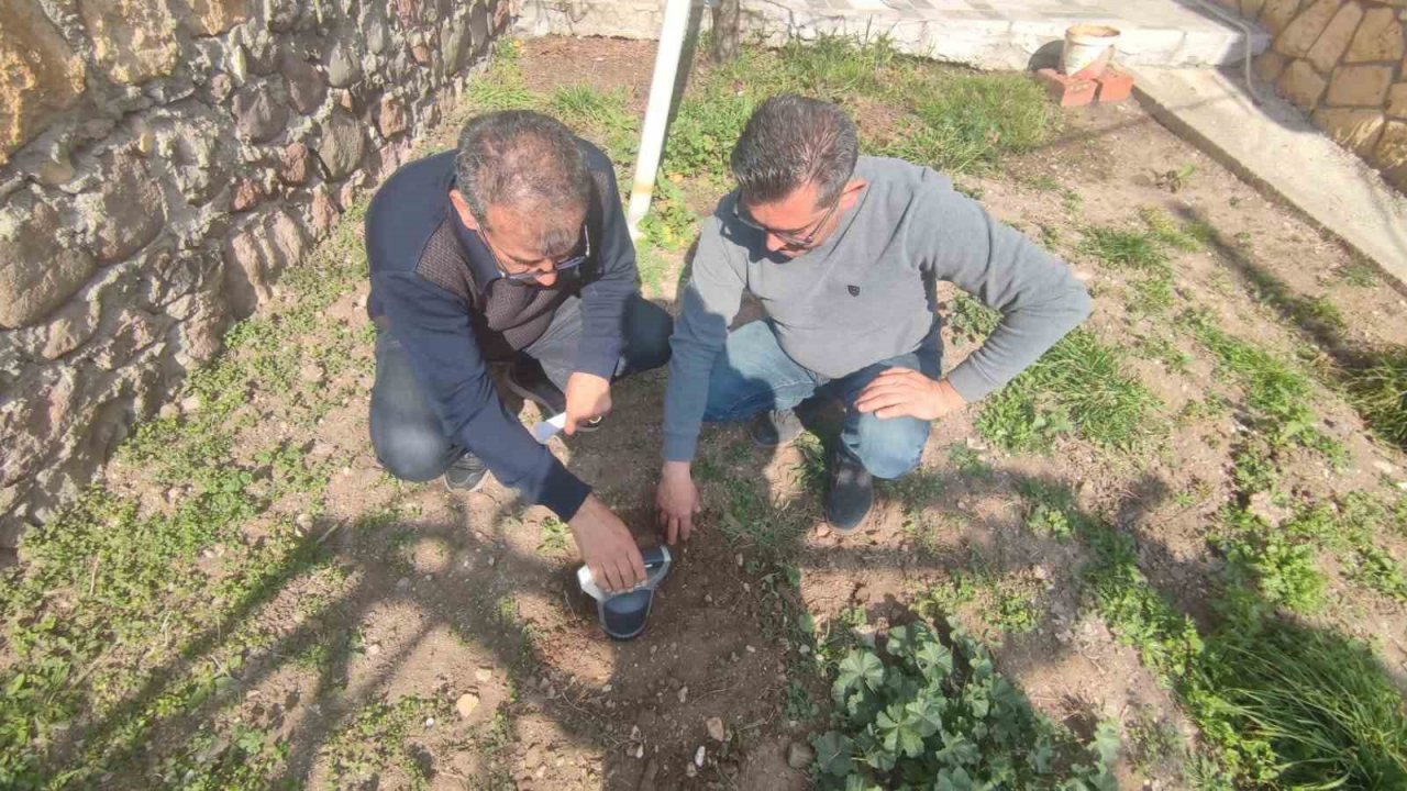 Ayvacık’ta 7 dakikada toprak analizi yapılıyor