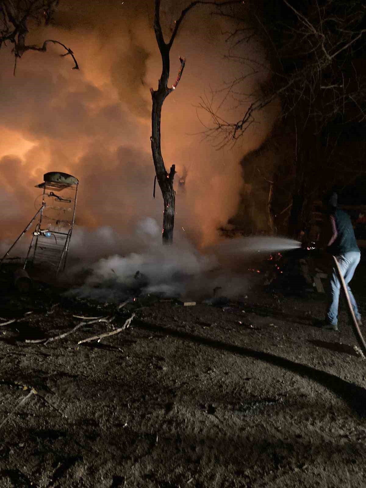 Hamitabat Köyü’nde çıkan yangın korkuttu