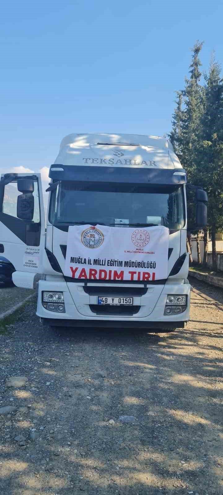 Muğla’da meslek liseleri depremzedeler için mobilya üretiyor