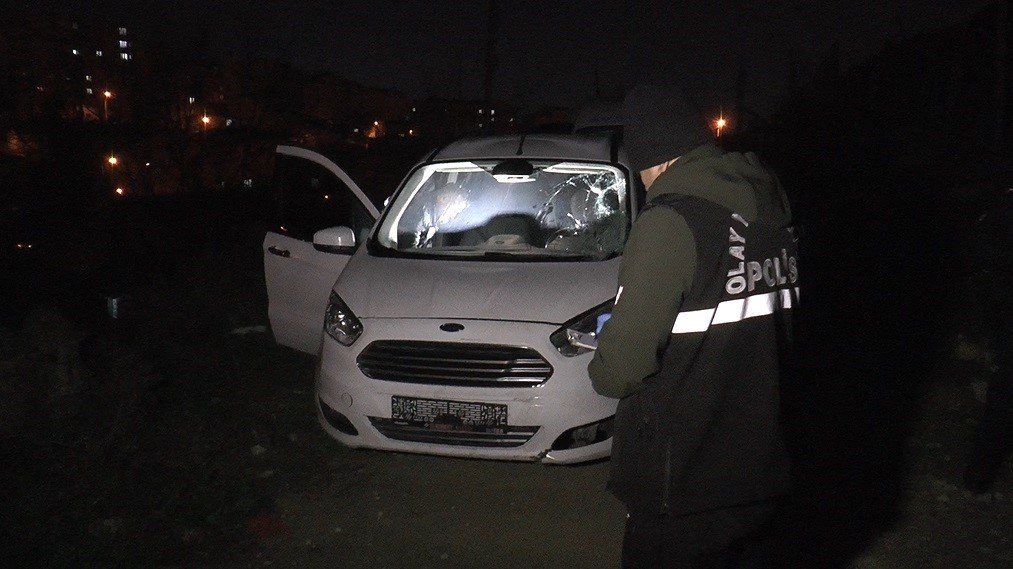 "Dur" ihtarına uymayıp polis memurunu ağır yaralamıştı, saklandığı yerde kıskıvrak yakalandı