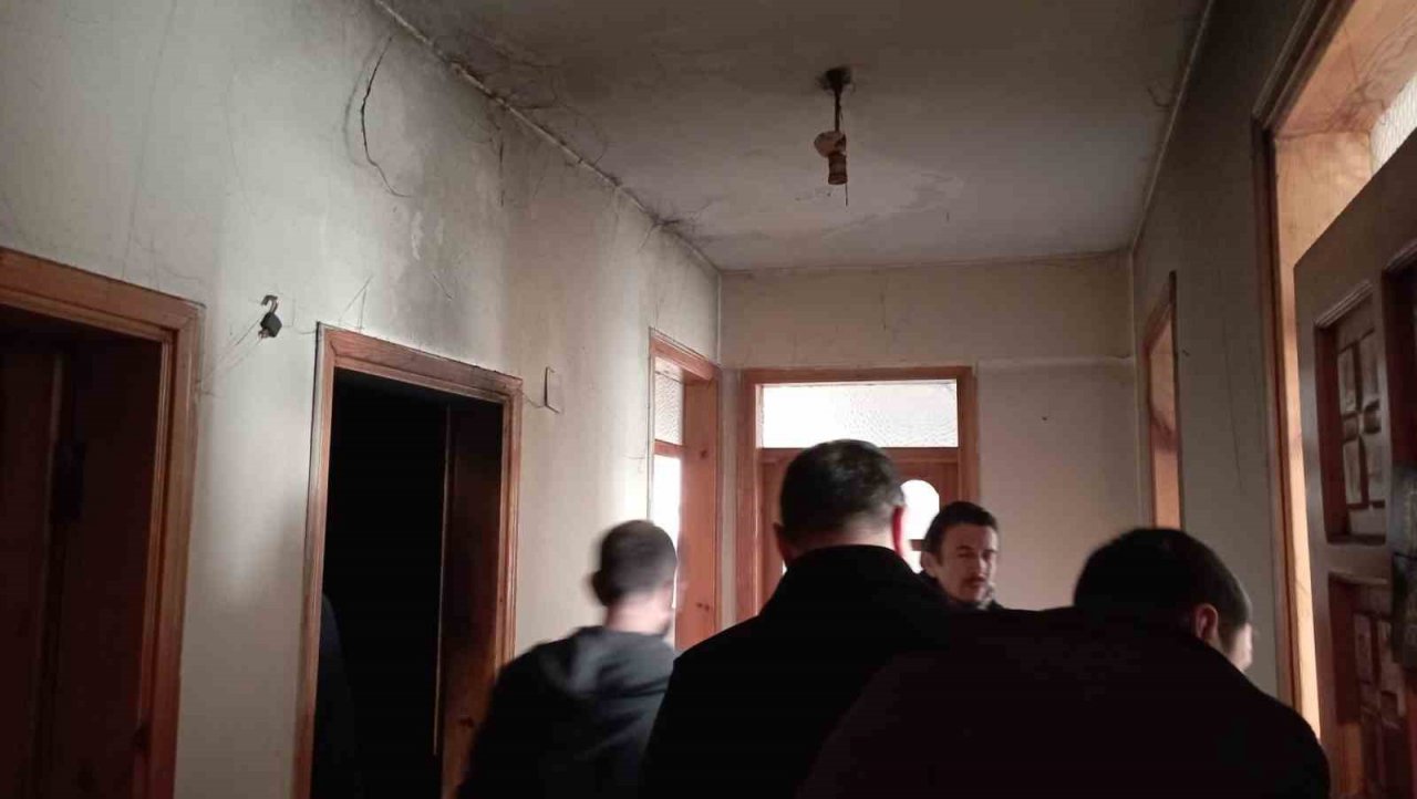 Şofben patlayan apartmanda korku dolu anlar