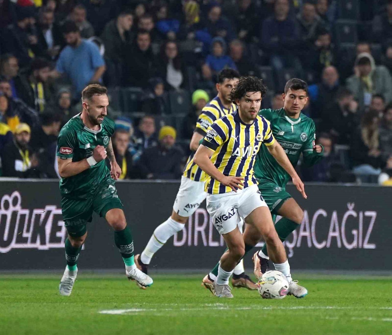 Spor Toto Süper Lig: Fenerbahçe: 2 - Konyaspor: 0 (İlk yarı)