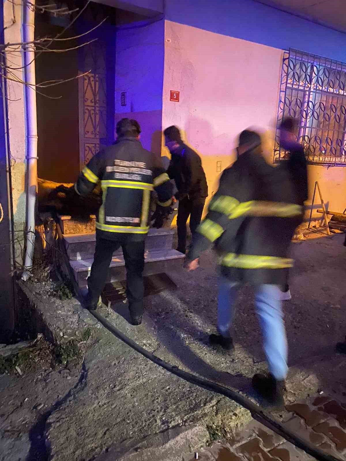 Türkeli’de ev yangını