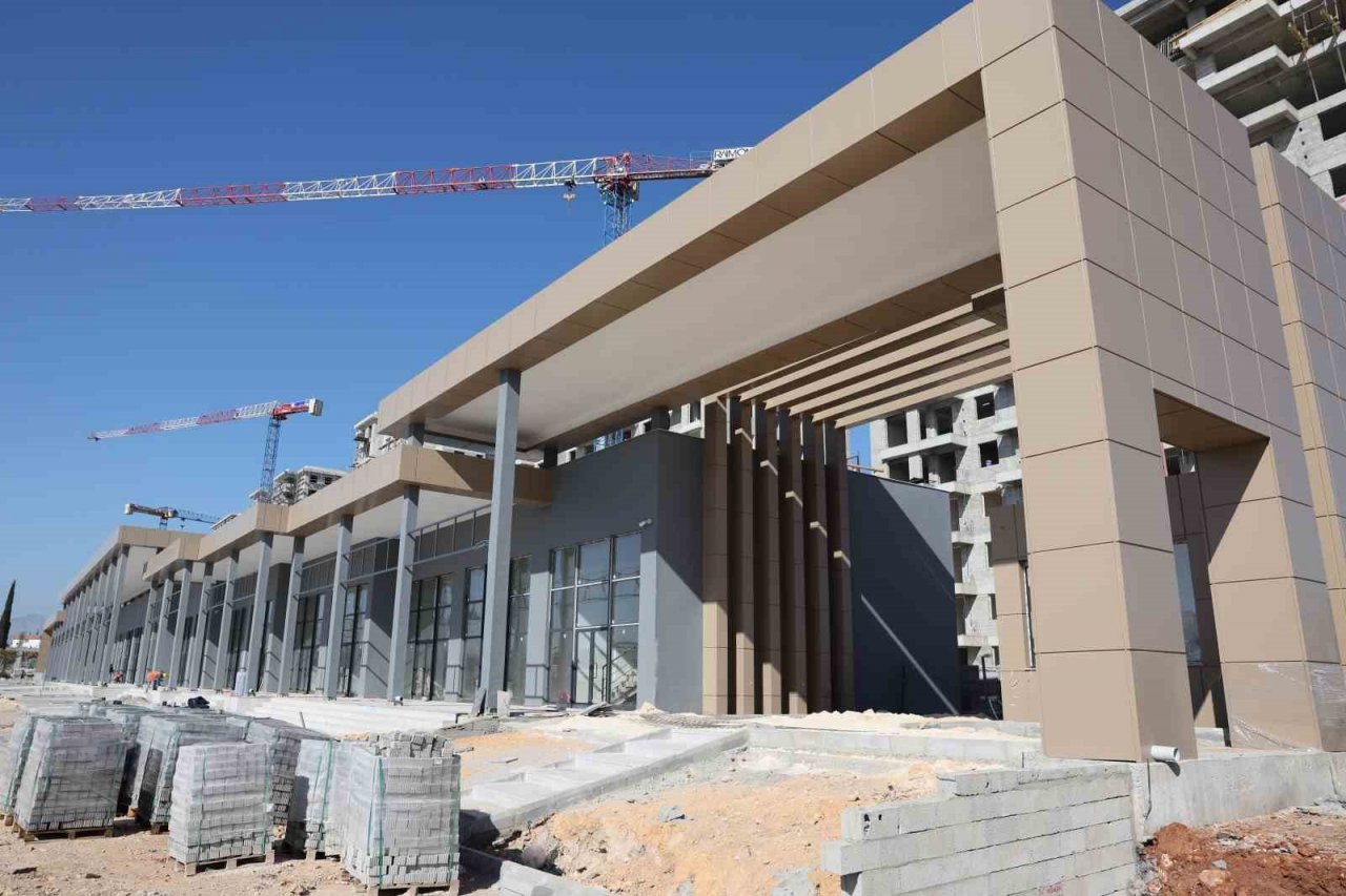 Güneş Mahallesi’nde 4 bloğun kaba inşaatı tamamlandı