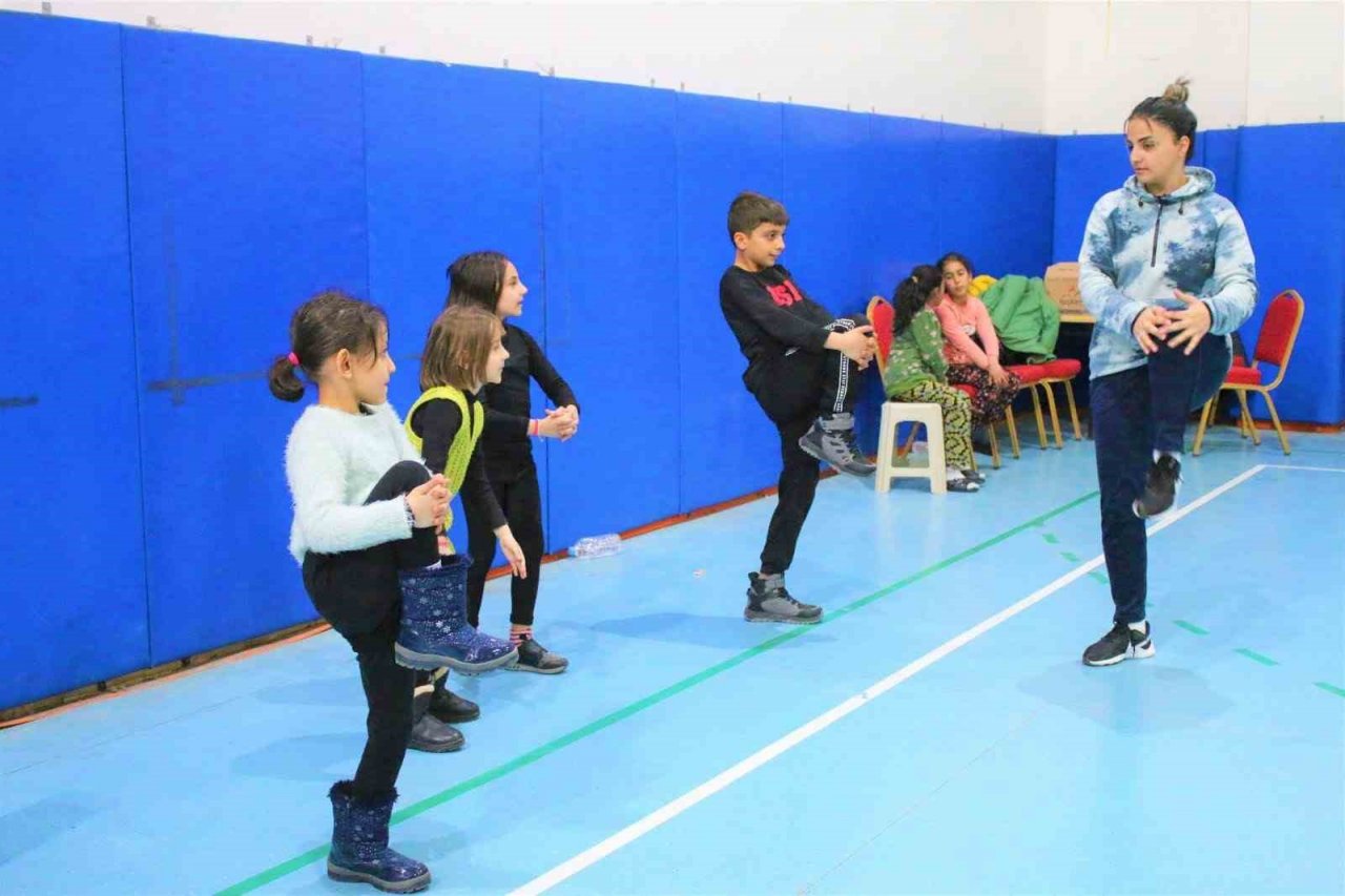 Afetzede çocuklar hayata sporla tutunuyor