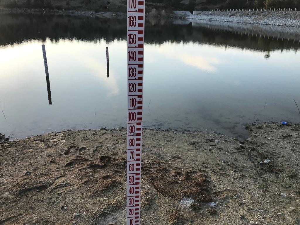 Göletlerdeki su seviyesi düştü