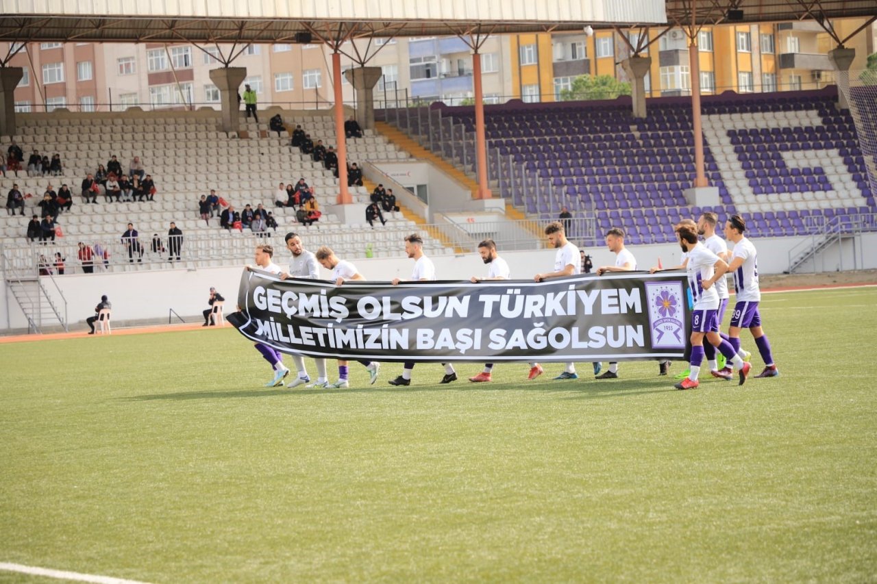 Gebzespor ve Kocaelispor, depremzedeler için karşı karşıya geldi