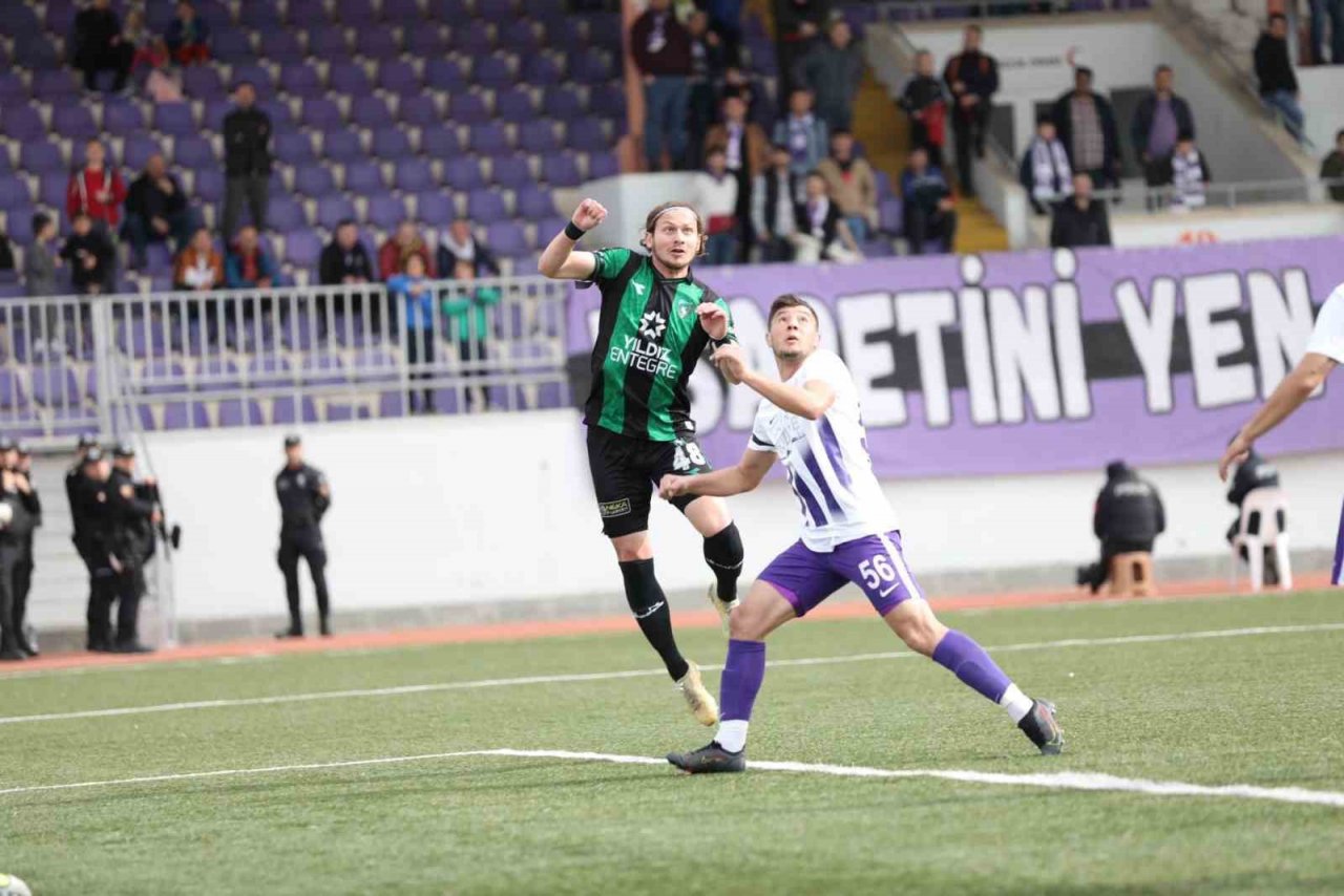 Gebzespor ve Kocaelispor, depremzedeler için karşı karşıya geldi