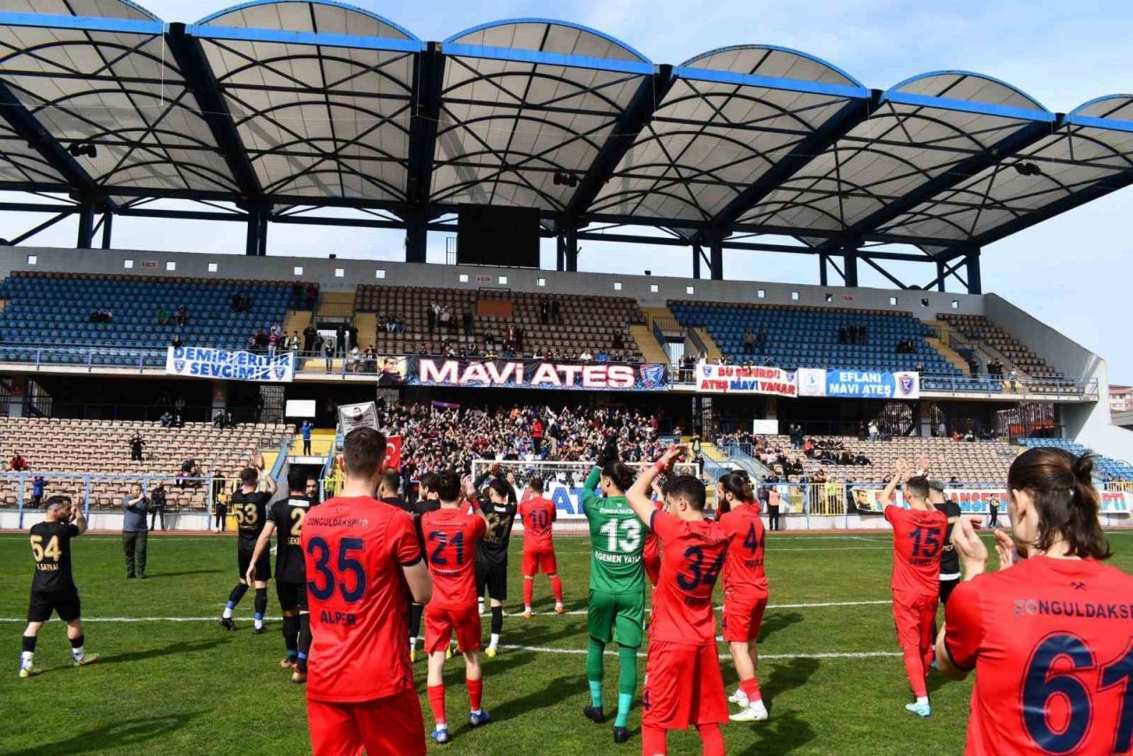 Dostluk maçının ikinci ayağı Karabük’te oynandı