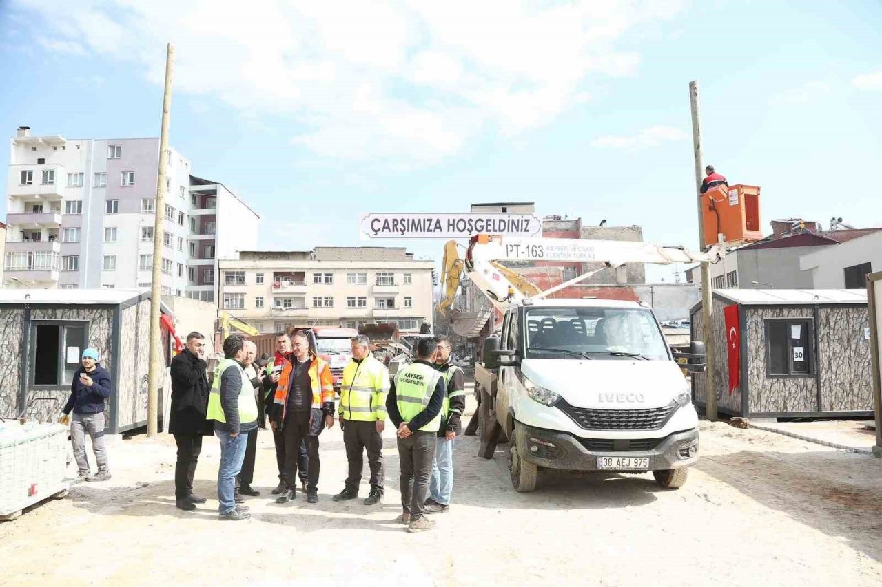 Afet bölgesindeki ilk ’konteyner çarşı’, yarın Elbistan’da hizmet verecek