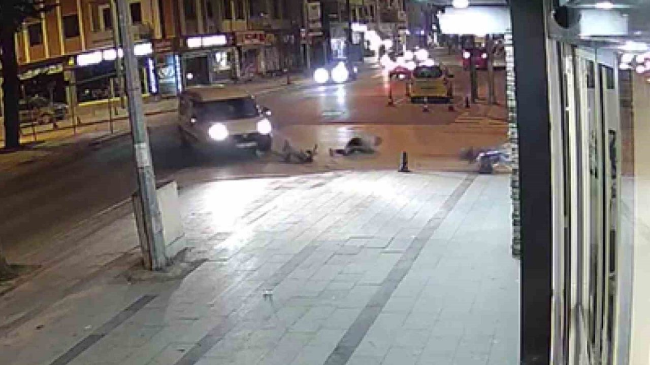 İki çocuğun ağır yaralandığı kaza kameralara yansıdı