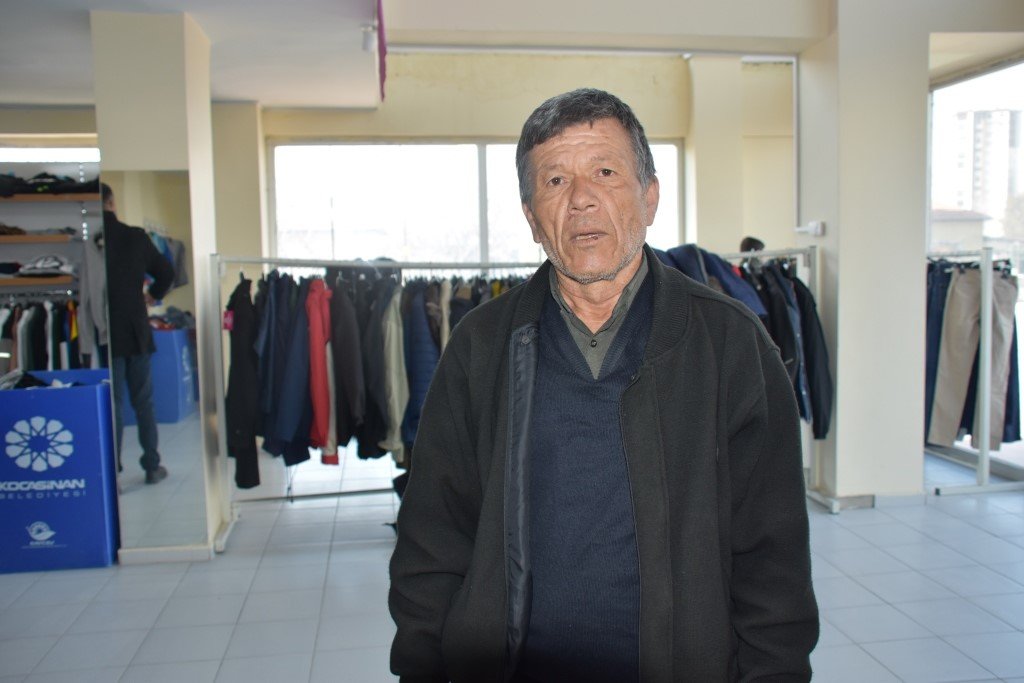 Sosyal market, depremzedelere özel hizmet veriyor