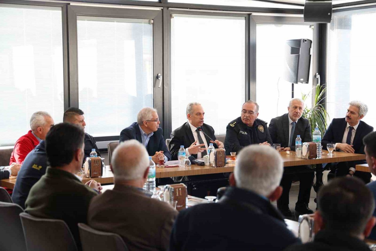 Muhtarlar Toplantısı’nda Gündem Deprem