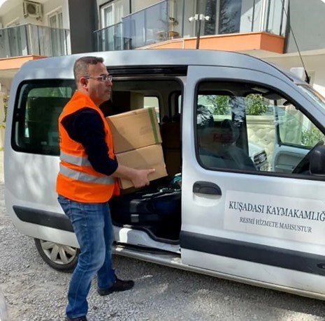Kuşadası’nda bin eve ziyaret gerçekleştirildi