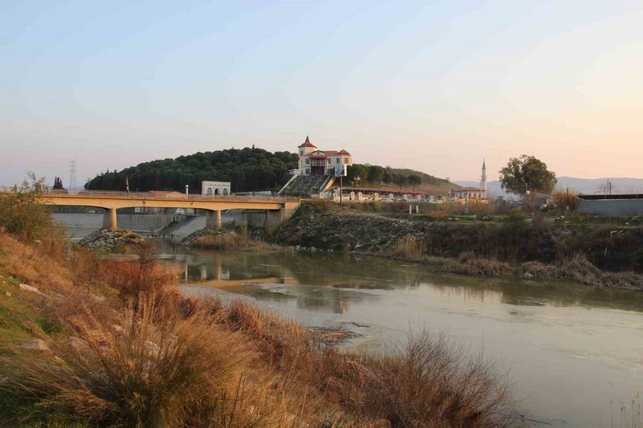 Beklenen yağışlar olmadı, barajların su seviyesi düştü