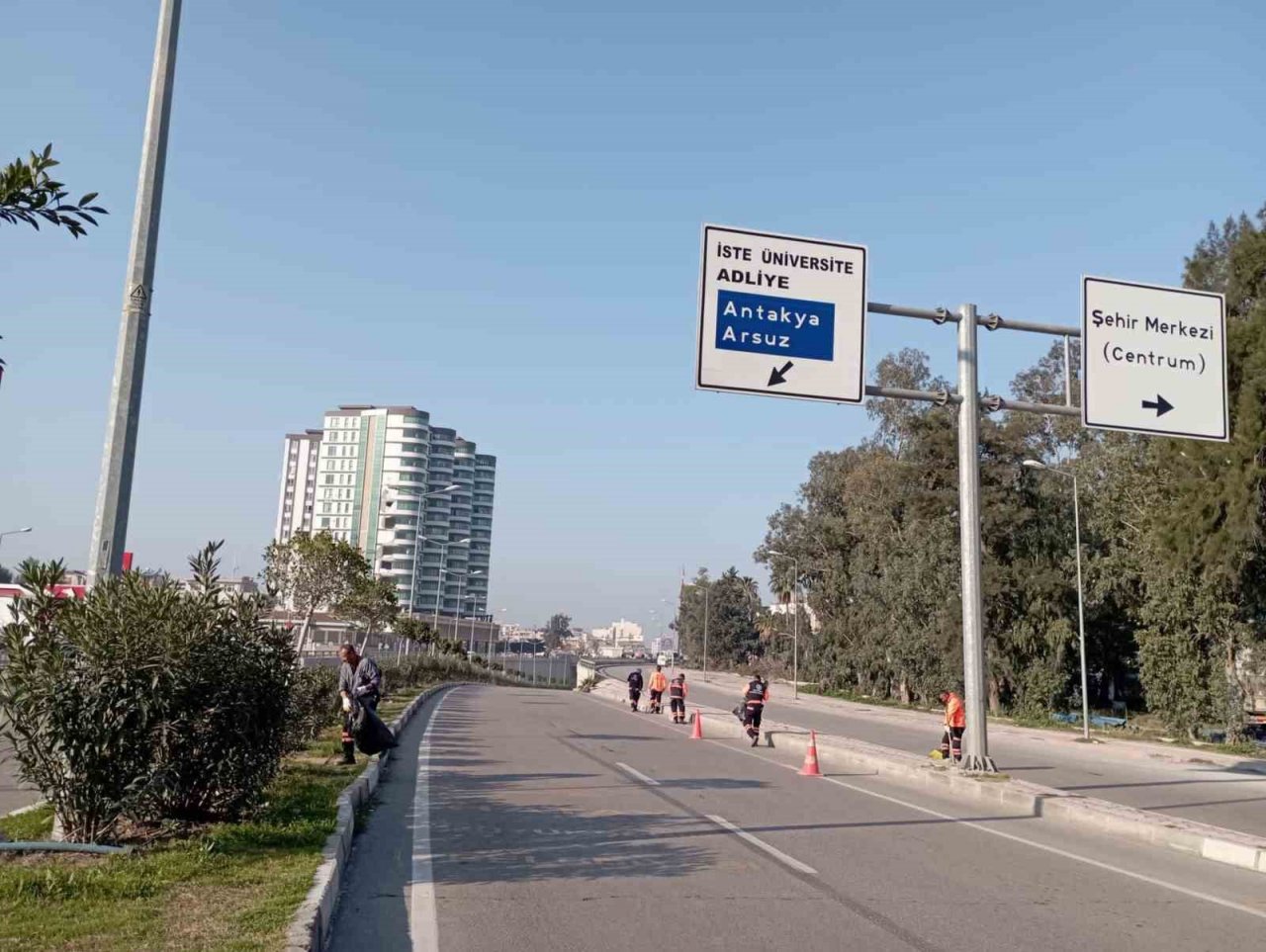 Deprem bölgesinde dezenfeksiyon seferberliği sürüyor