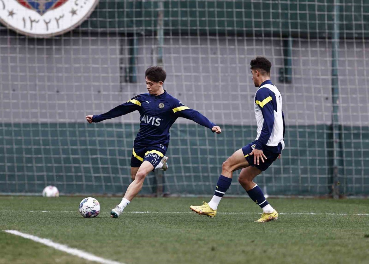 Fenerbahçe, Kayserispor maçı hazırlıklarına başladı