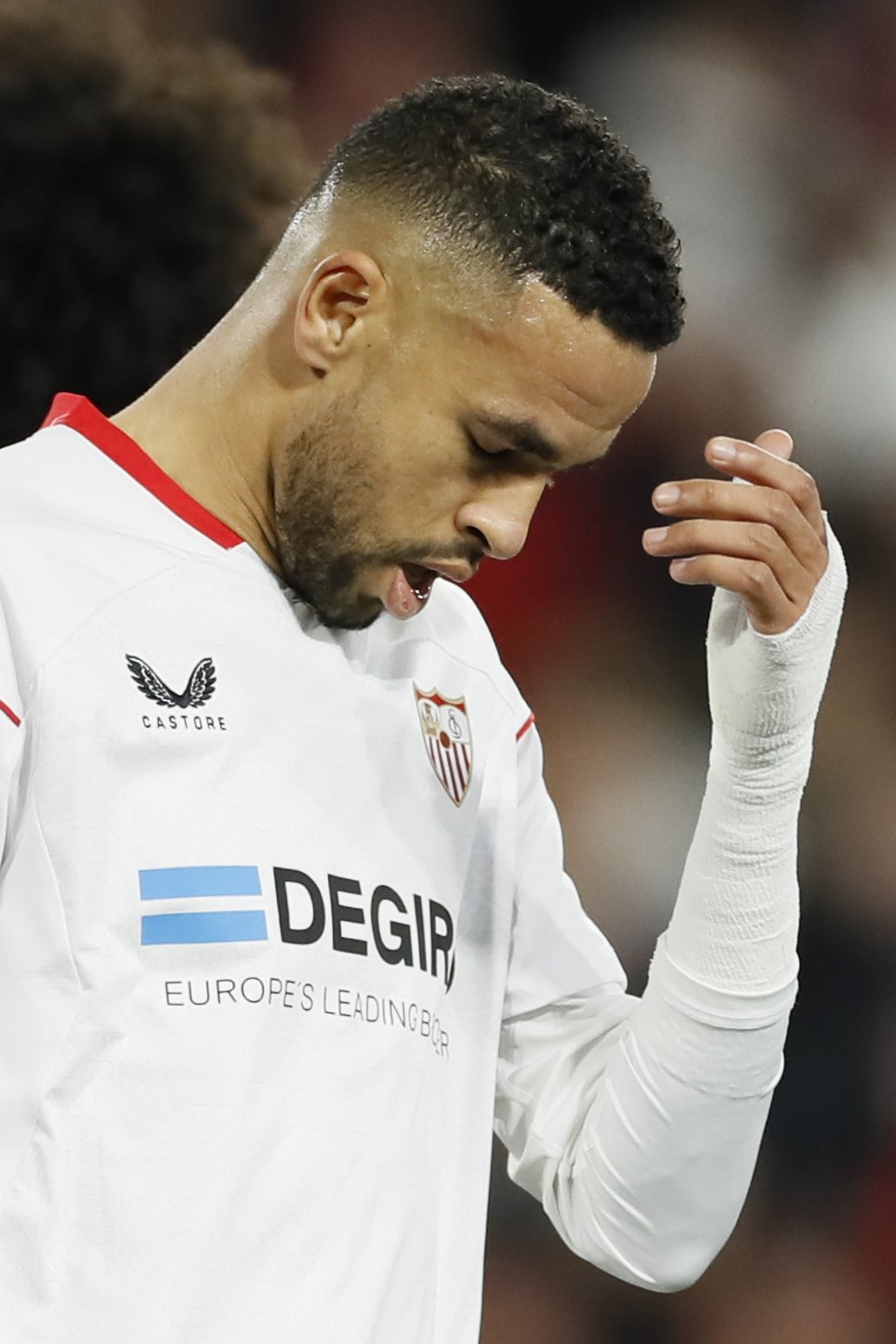 Fenerbahçe’nin rakibi Sevilla sahasında kaybetti