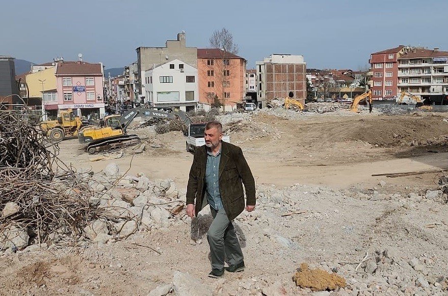 Gölcük’te kentsel dönüşüm yıkımları tamamlanmak üzere