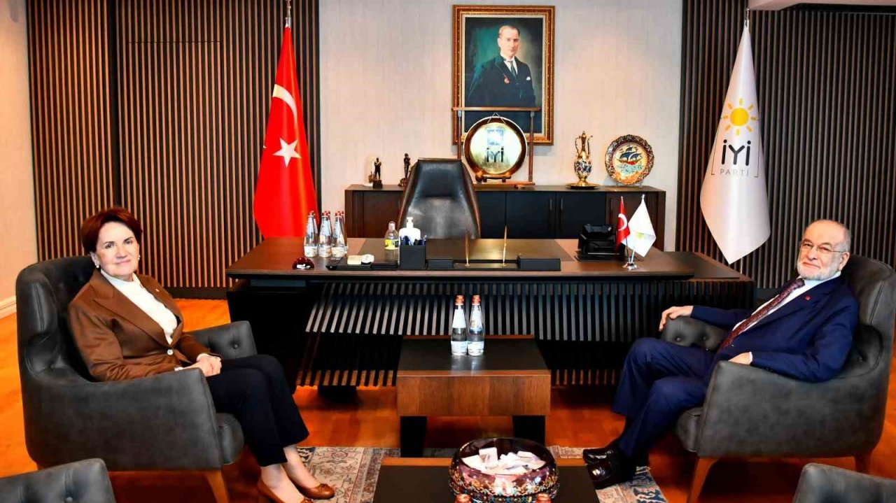 İYİ Parti lideri Akşener, Saadet Partisi lideri Karamollaoğlu’yla bir araya geldi