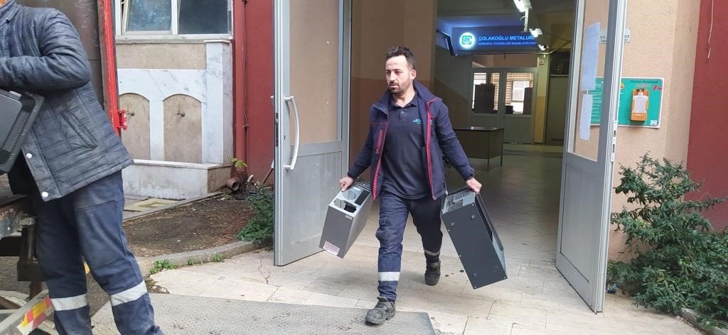 2 bin kilo elektronik atık, geri dönüşüme 1 ayda kazandırıldı