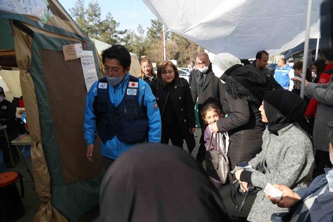 Japonya en büyük sahra hastanesini Gaziantep’te kurdu