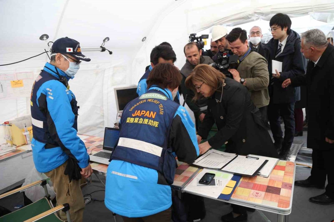 Japonya en büyük sahra hastanesini Gaziantep’te kurdu