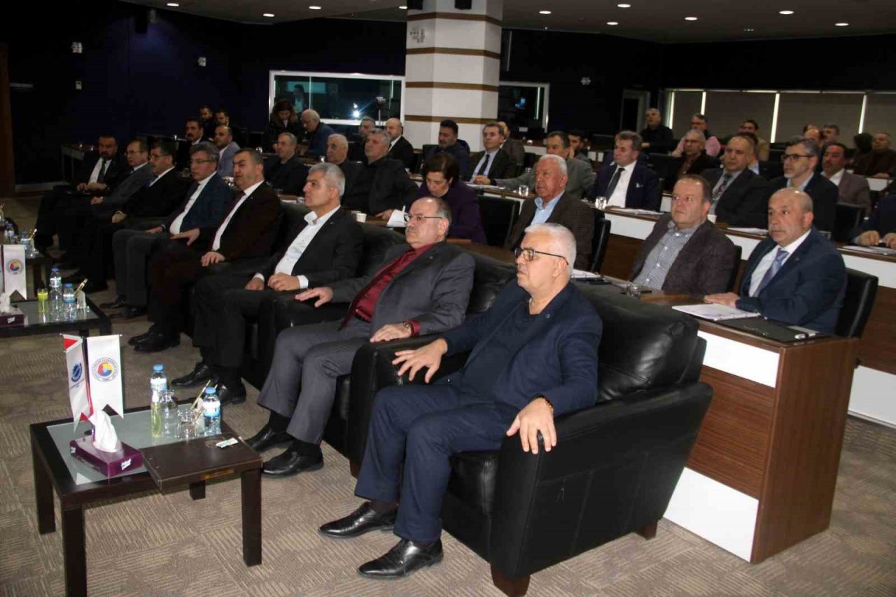 KAYSO Başkanı Büyüksimitci: "Ümitsizliğe düşmeyeceğiz, yaralarımız sarılana kadar hep birlikte olacağız"