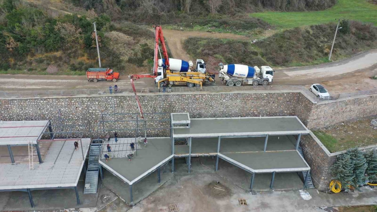 Gölkay Park, adım adım yeni görünümüne kavuşuyor