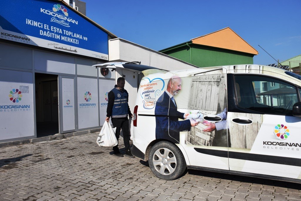 Başkan Çolakbayrakdar; “Depremzede kardeşlerimizin her alanda ihtiyaçlarını karşılıyoruz”