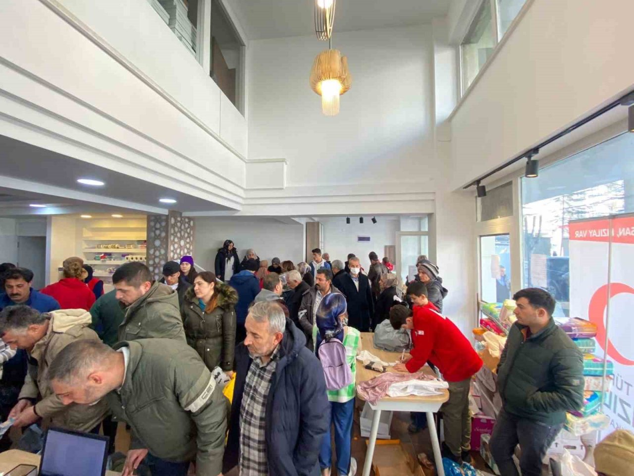 Kızılay’ın afetzedelere sağladığı destek rakamlarla açıklandı