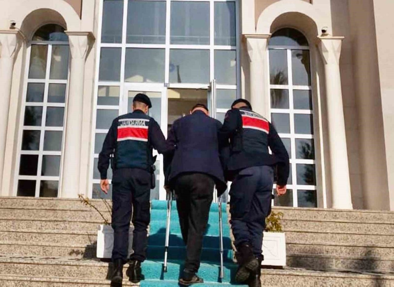 Araması olan ve yakalanan 49 kişiden 27’si tutuklandı