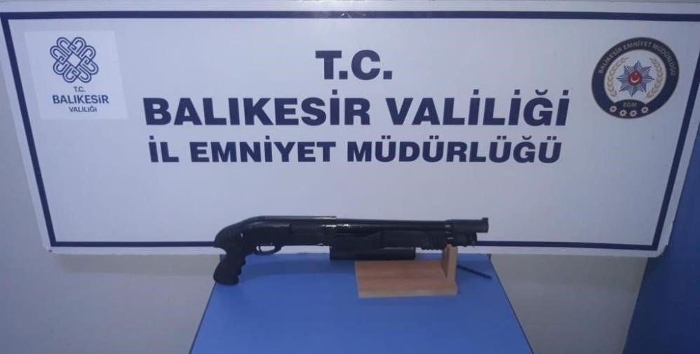 Balıkesir’de huzur operasyonunda 77 kişi tutuklandı