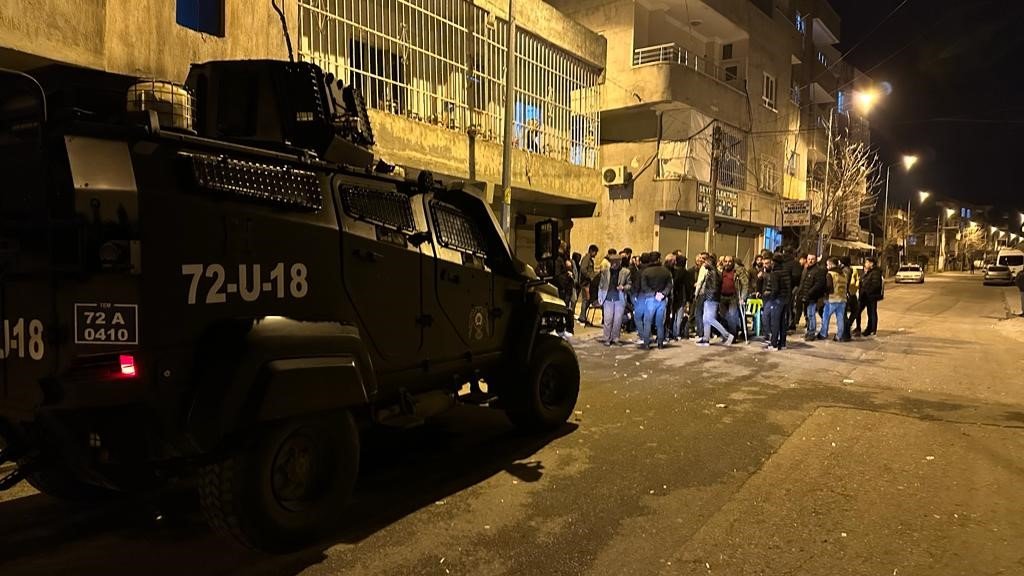 Batman’da mahalle sakinleri uyuşturucu satıcılarına karşı ayaklandı