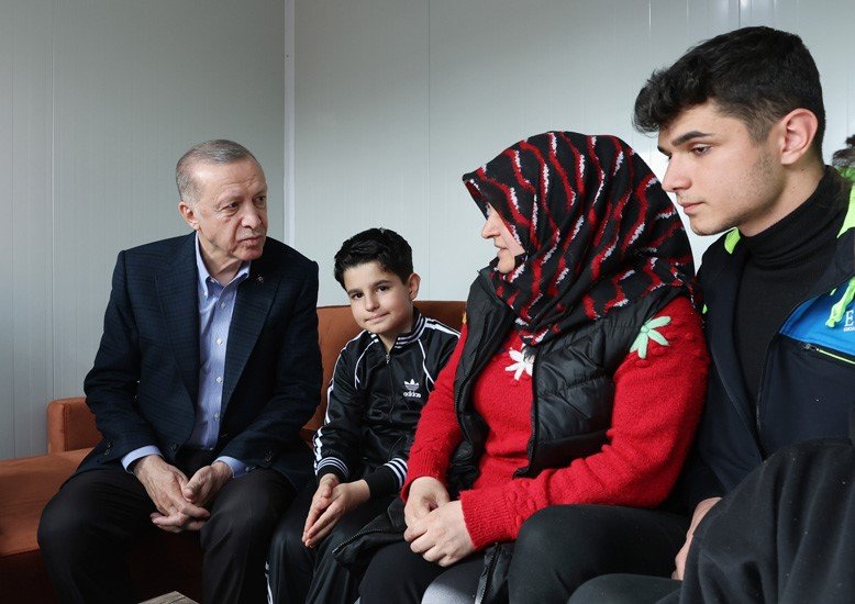 Cumhurbaşkanı Erdoğan: “Tüm yaraları saracak güce ve kudrete sahibiz”
