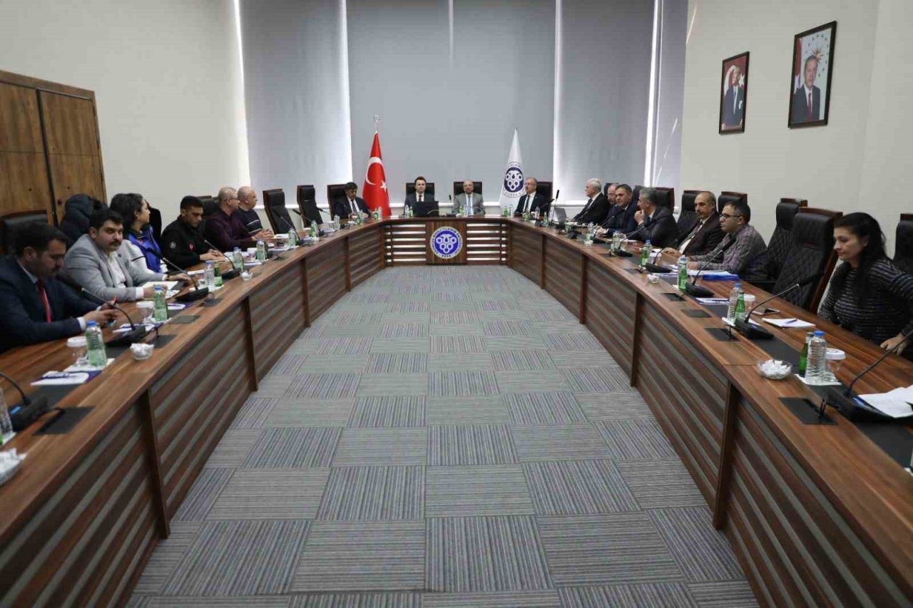 Deprem Teknolojileri Enstitüsü Araştırma toplantısı düzenlendi