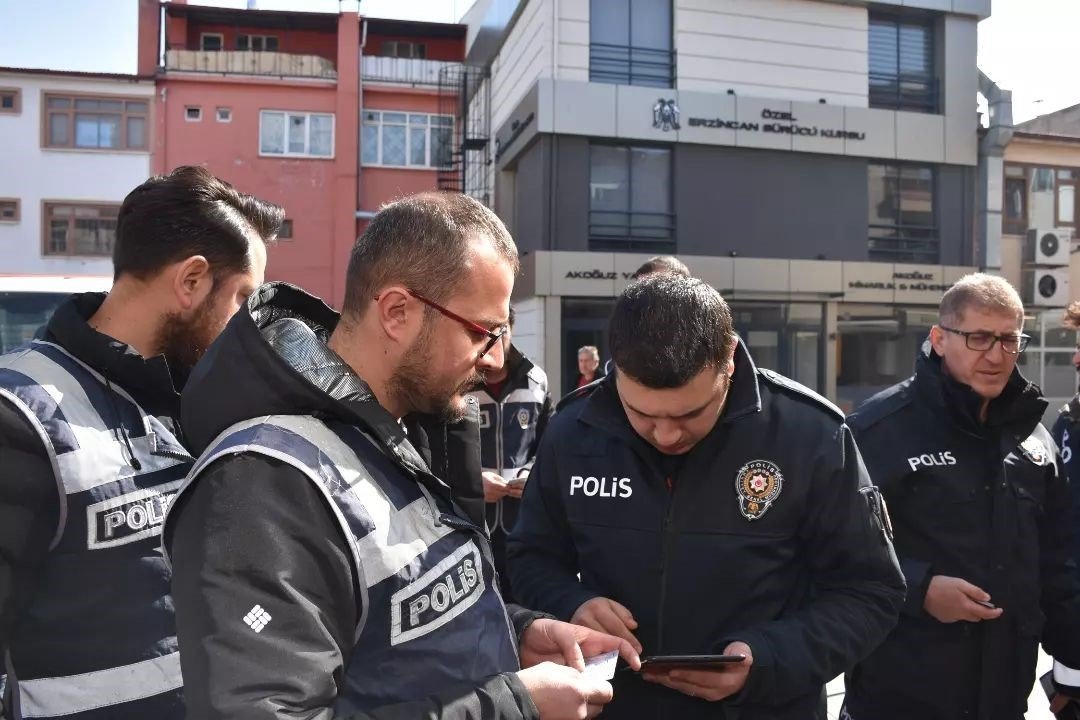 Erzincan’da asayiş ve narkotik uygulaması gerçekleştirildi
