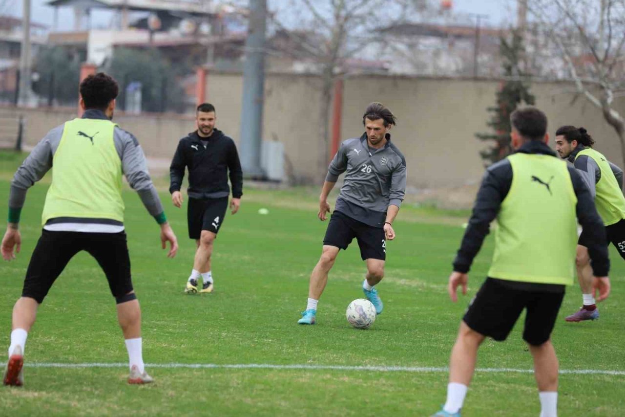 Nazilli Belediyespor, Esenler Erokspor hazırlıklarına başladı